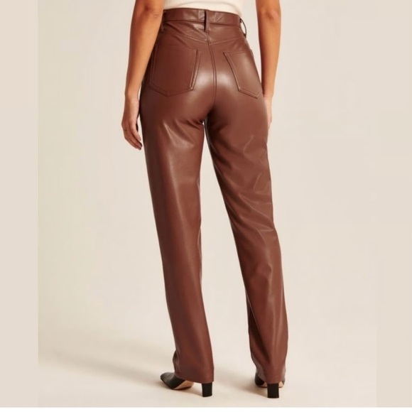 [27/4]Abercrombie & Fitch Tan Vegan Leather 90s Straight Ultra High Rise Pant - Picture 3 of 8